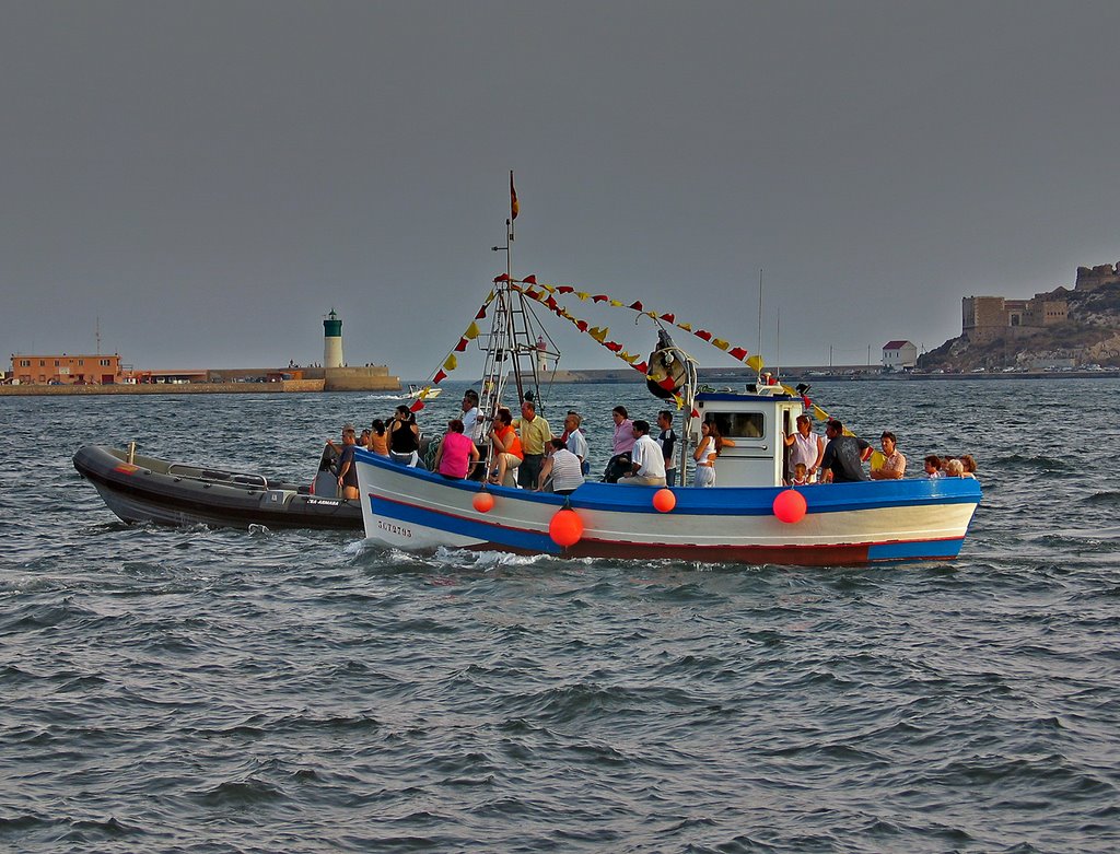 Bocana del puerto desde el espigón de la Marina