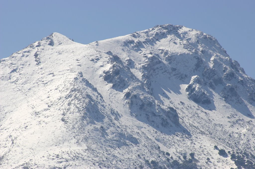 La Tiñosa a 1568 m. con nieve
