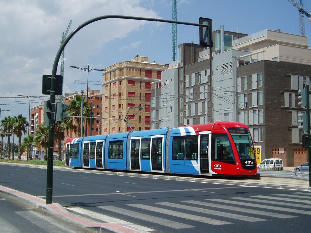 Tranvía de Murcia en la Avenida Juan Carlos I