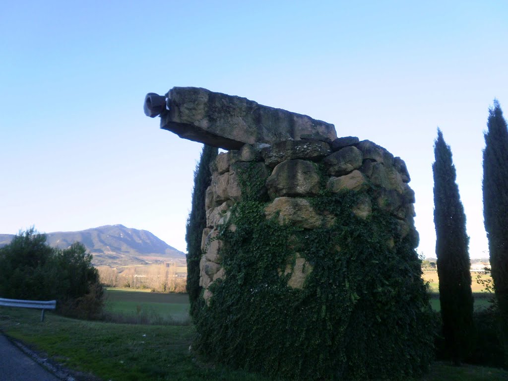 MONUMENTUA