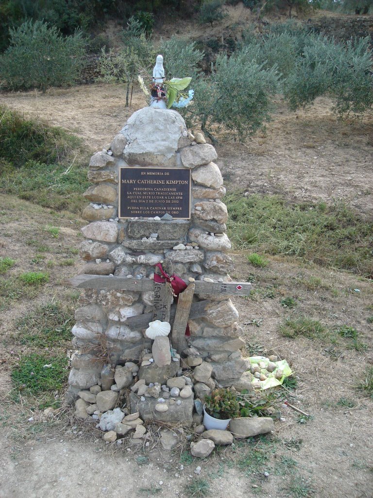 ·˙·CaminoUli2008·.· Villatuerta - Memorial for Mary Catherine Kimpton - click in for more info