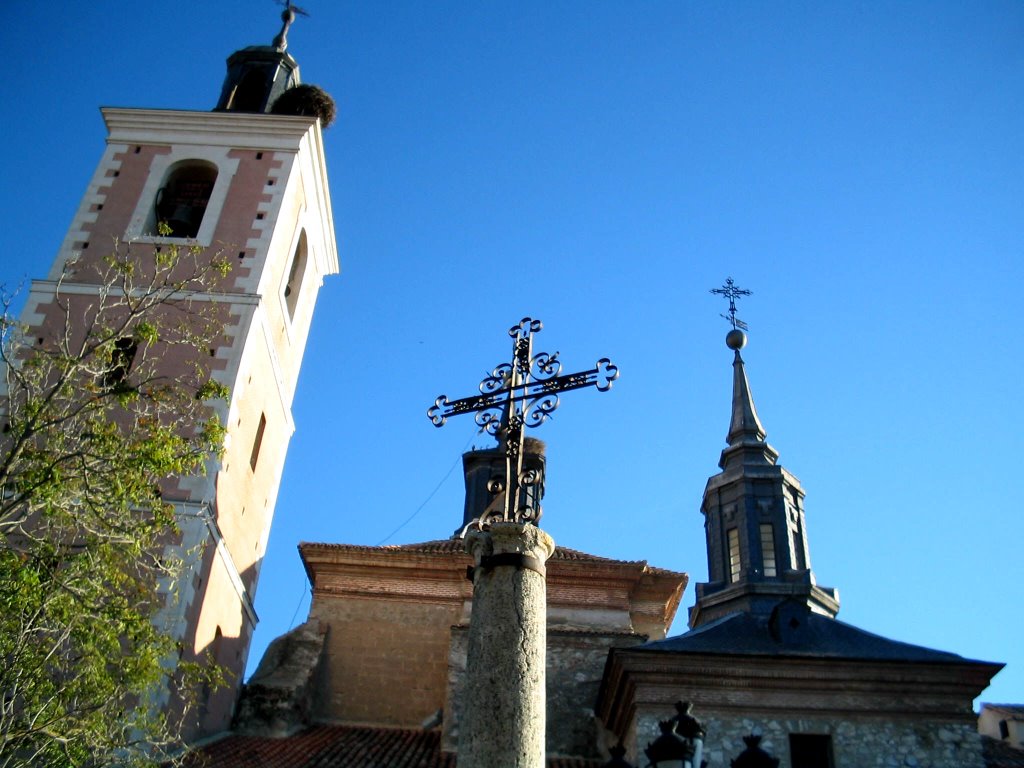 Torres y Cruz