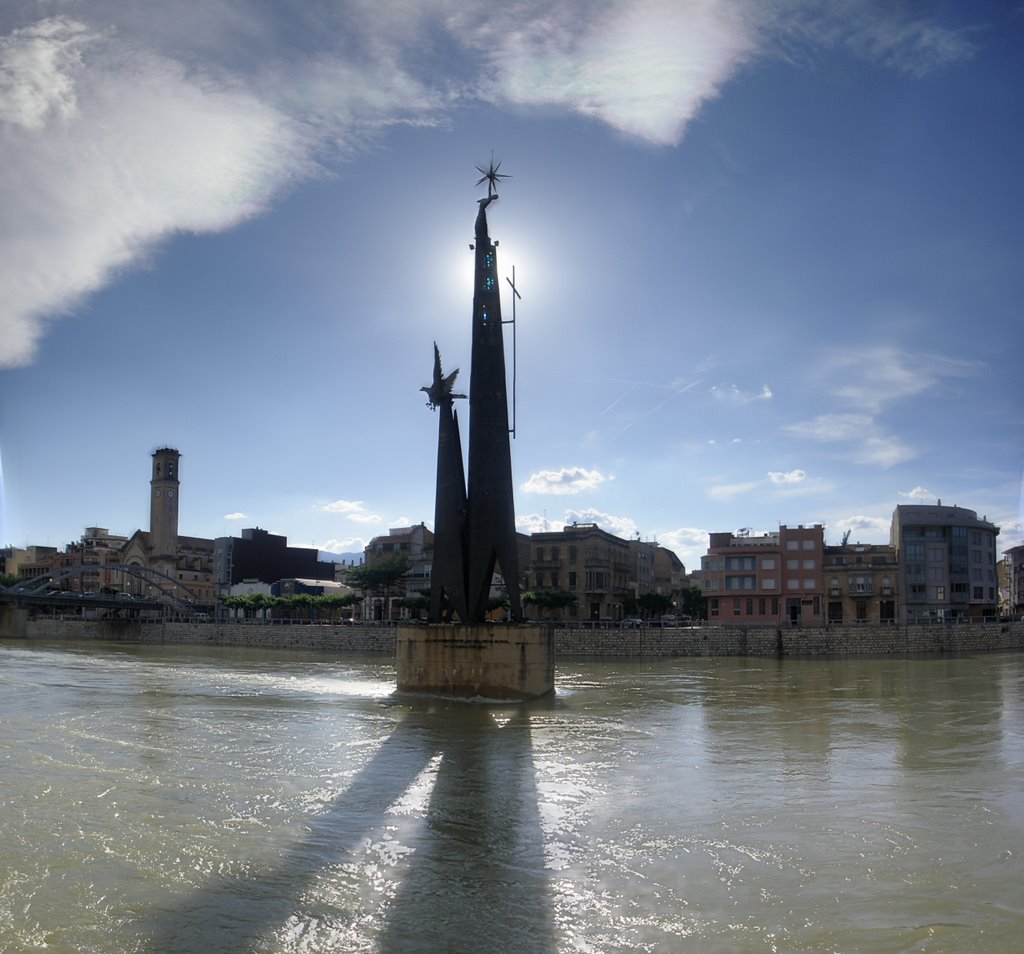 Monument als Caiguts a la Batalla de lEbre