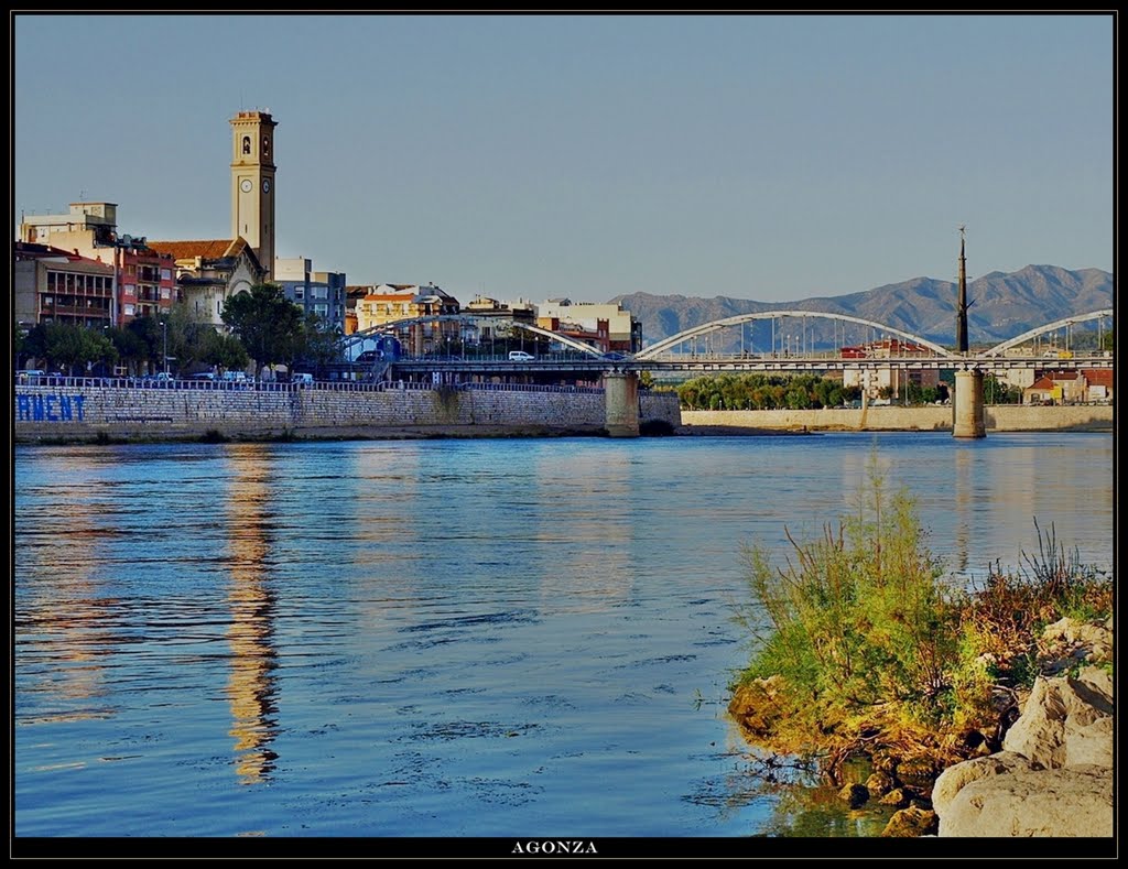 Río Ebro a su paso por Tortosa