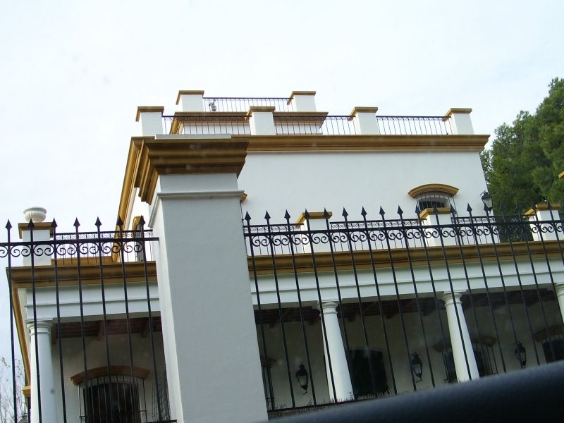 casa estilo colonial Palihue