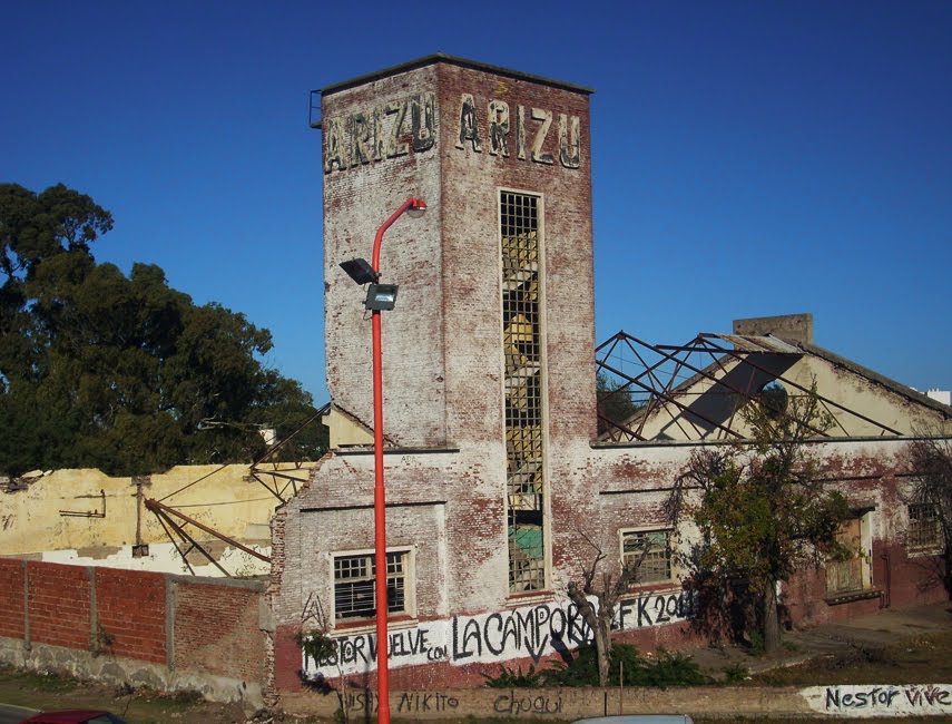 Ex-Bodegas Arizu, fábrica abandonada desde 1987