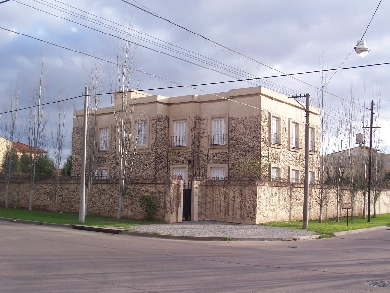 Parece un suburbio yankee! Muy lindo barrio