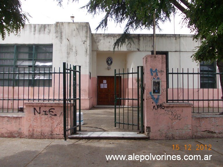 Campana - Escuela No 5 (www.alepolvorines.com.ar)