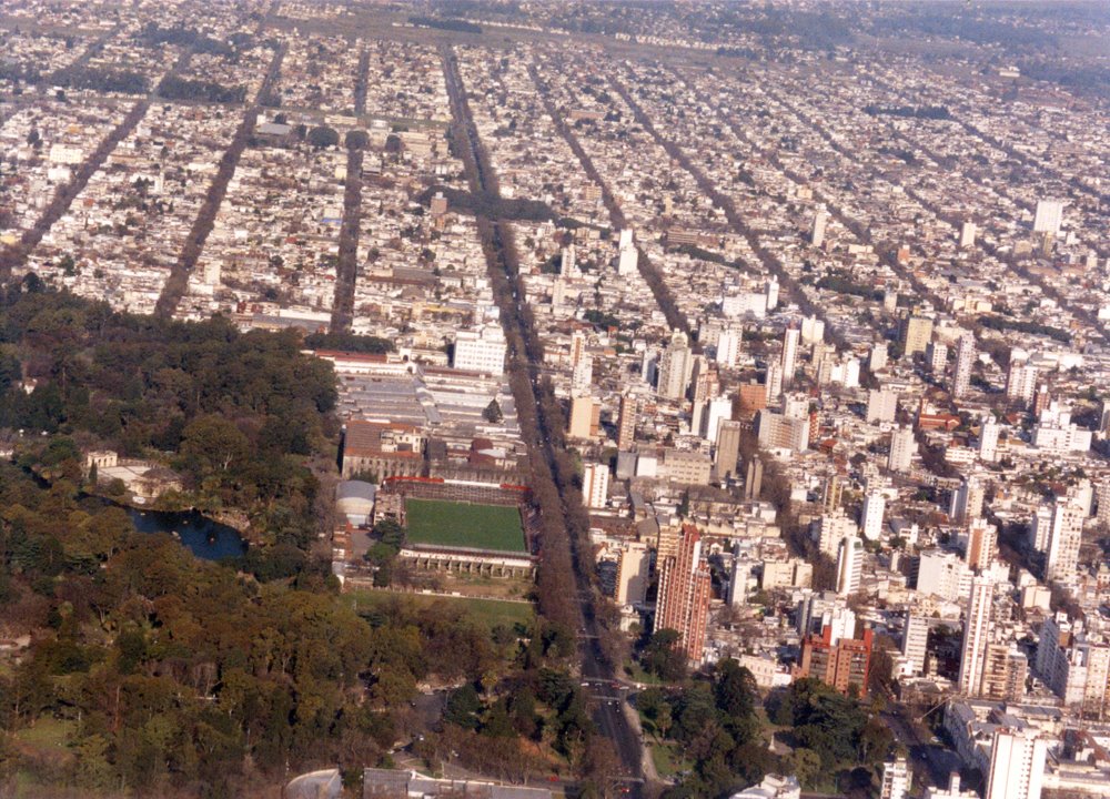 Sobrevolando la Avenida 1