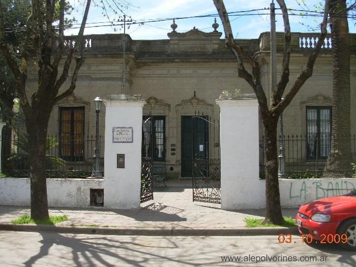 Mercedes - Museo Historico ( www.alepolvorines.com.ar )