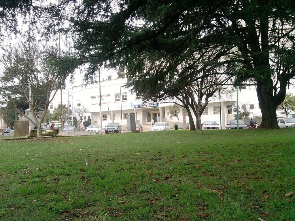 plaza enfrente del hospital 2