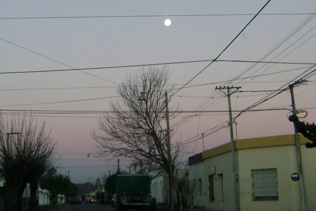 Luna lejana!!!