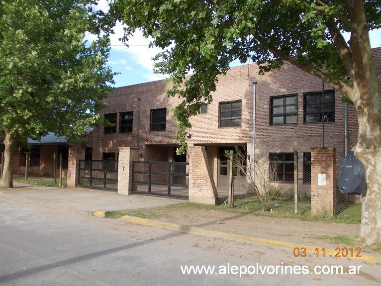 Mercedes - Colegio (www.alepolvorines.com.ar)