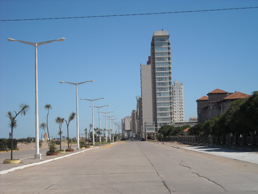 Avenida 2 - ciudad de Necochea