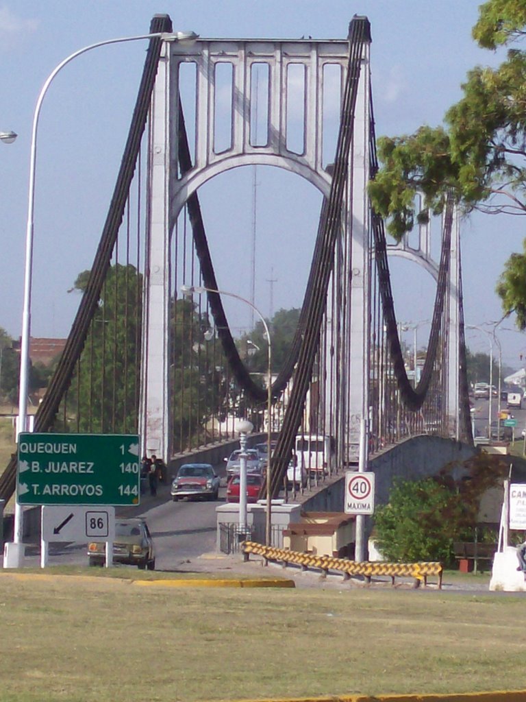 Puente Colgante, Necochea-Quequen