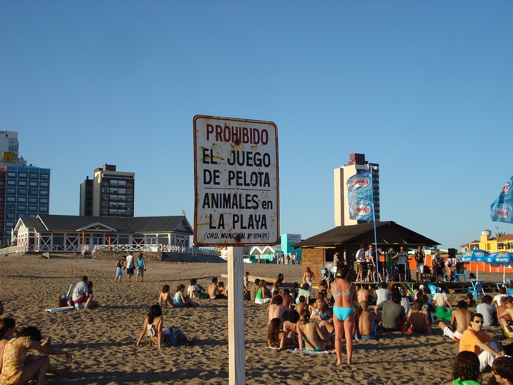 Necochea . Buenos Aires Province  |  Verano  .  Summer