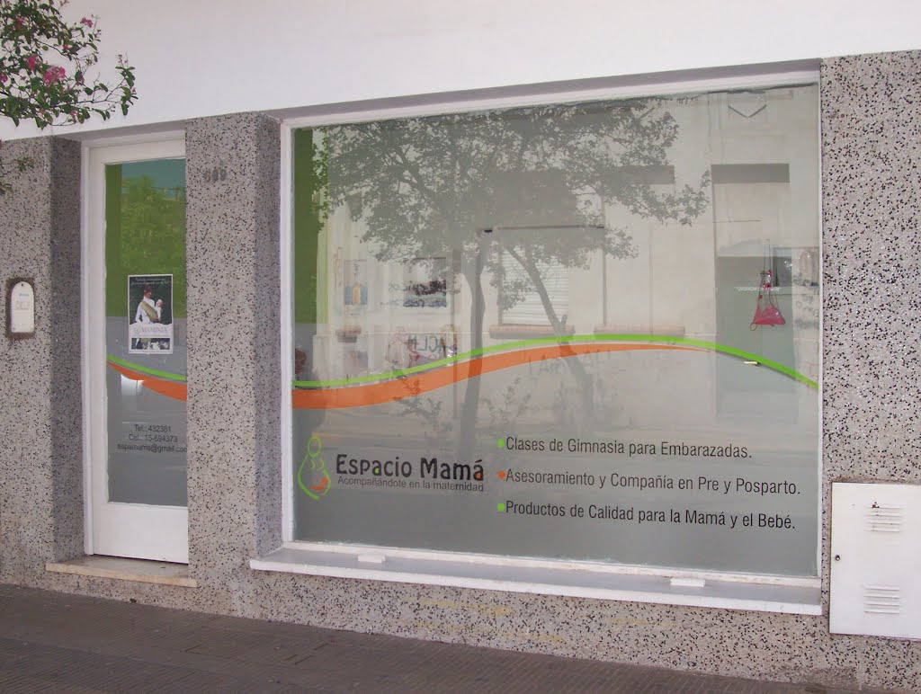 Negocio en Mitre y Merced
