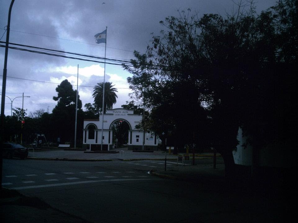 la plaza vista  desde calle murature