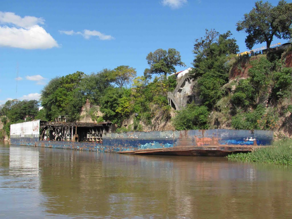 El Ferry en Desguace