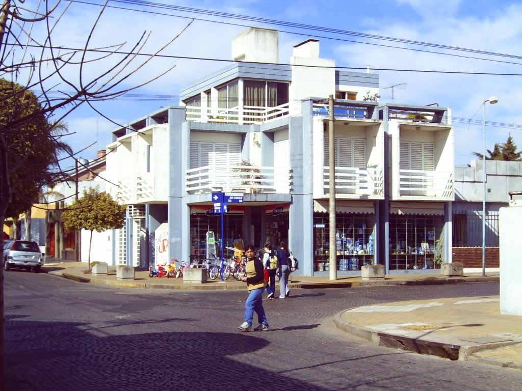 Russo Television