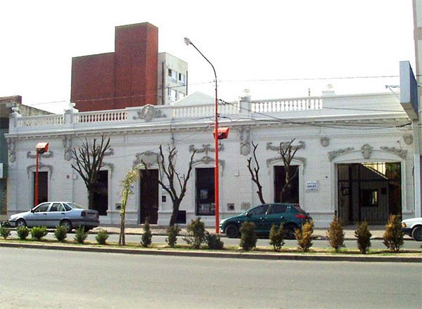 Biblioteca Popular Sarmiento - Tres Arroyos