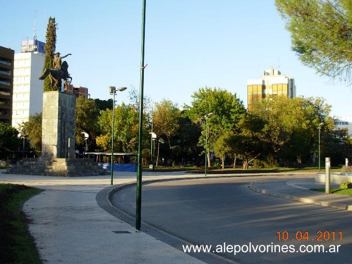 Tres Arroyos - Plaza (alepolvorines)
