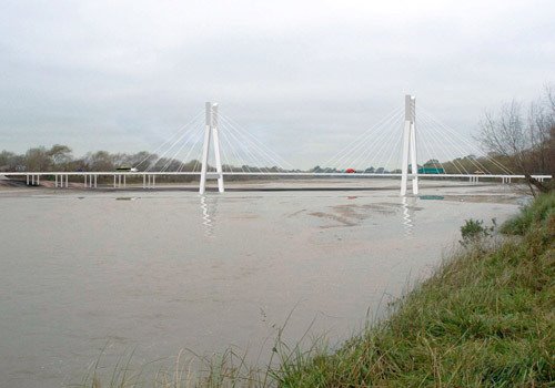 nuevo puente colgante
