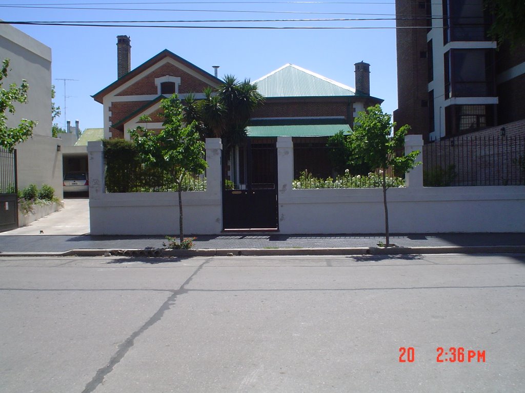MI CASA. Alvear 1330, Río Cuarto, Córdoba