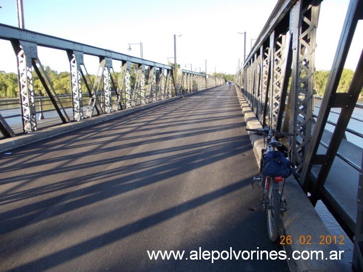 Rio IV - Puente Av.España (www.alepolvorines.com.ar)