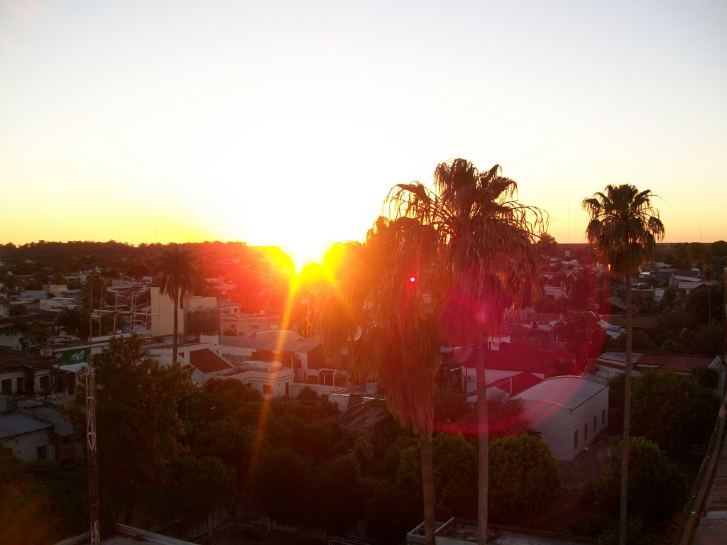 puesta de sol al oeste