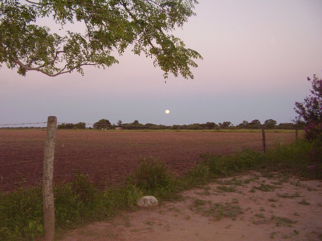 Amanecer de la luna