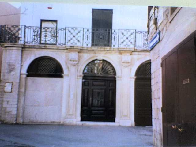 palazzo porta santa