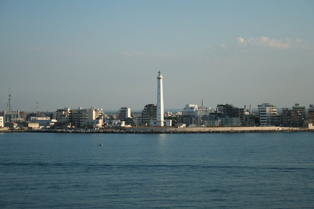 FARO DI SAN CATALDO