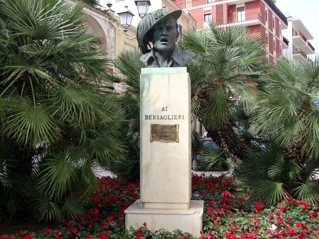 ITALIA Plaza de la Victoria, Brindisi