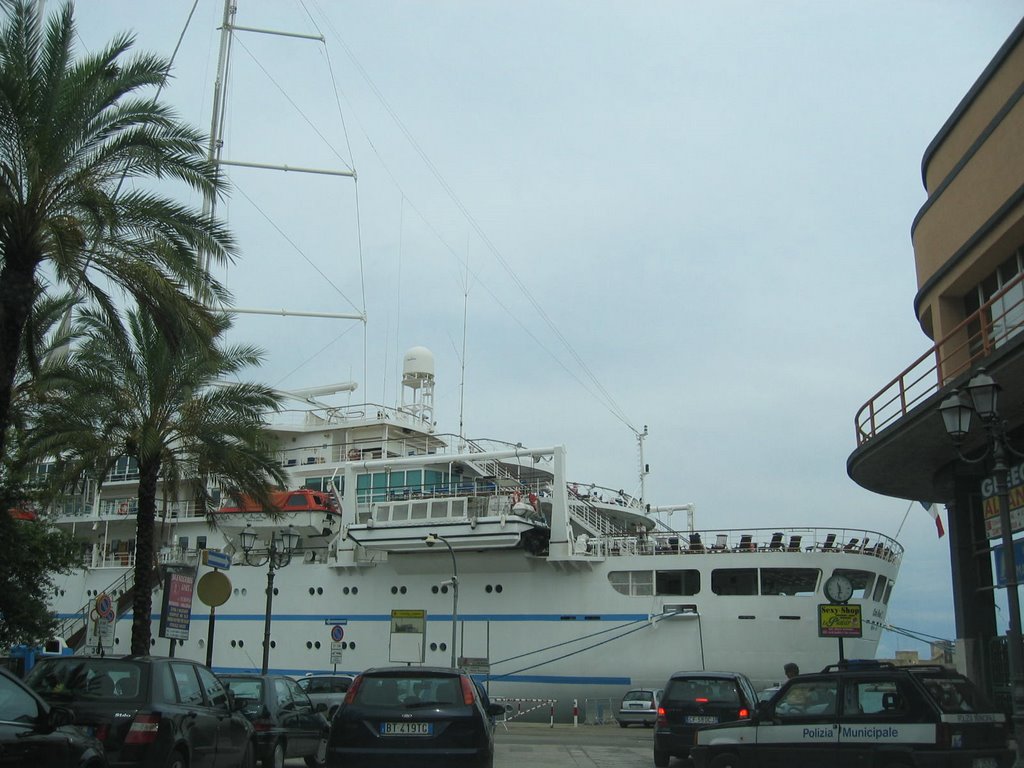 Brindisi Puglia www.trulliforsale.net