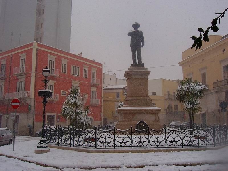 Corato  Monumento a  Imbriani