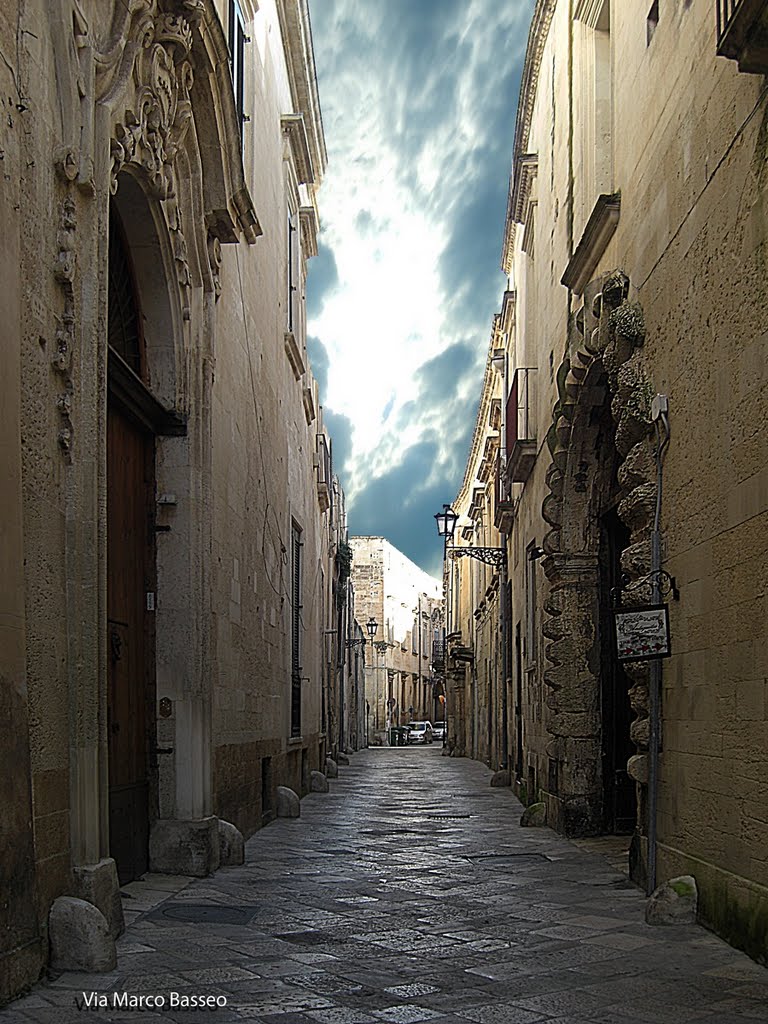 Palazzo Sambiasi , via Marco Basseo 31-Lecce
