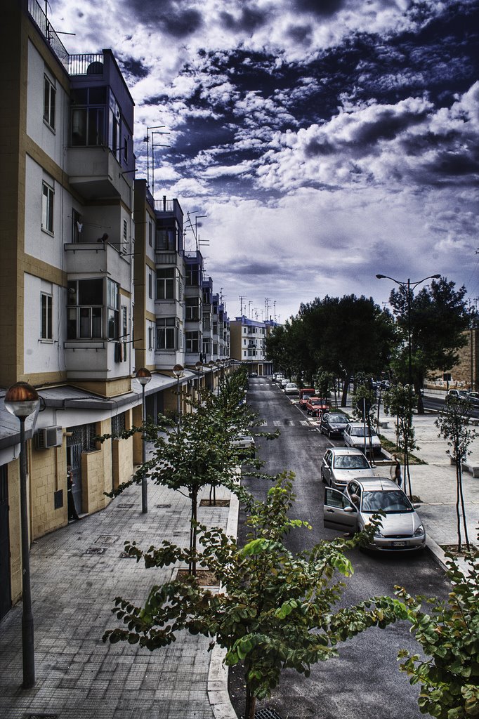 Quartiere autosufficente Santa Rosa, Lecce (via Adige - HDR)