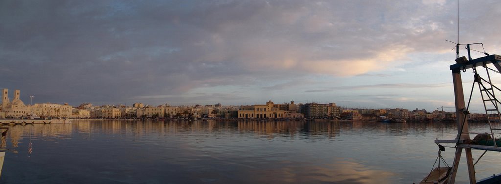 Molfetta, dal Molo San Michele