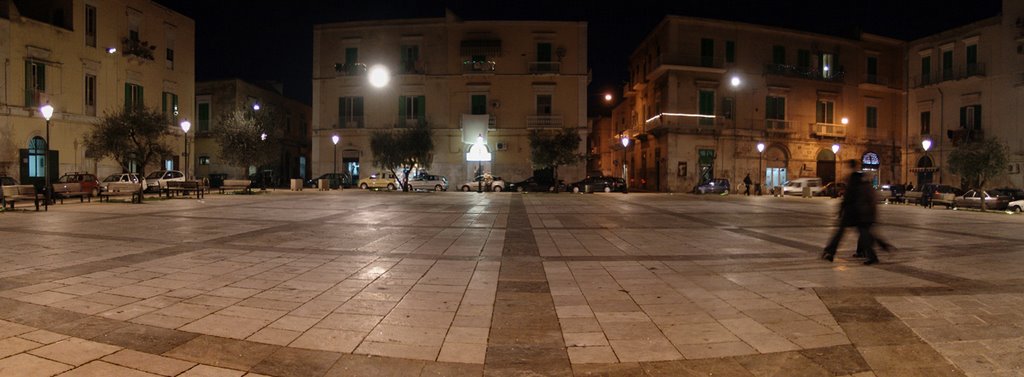 Molfetta, piazza Paradiso