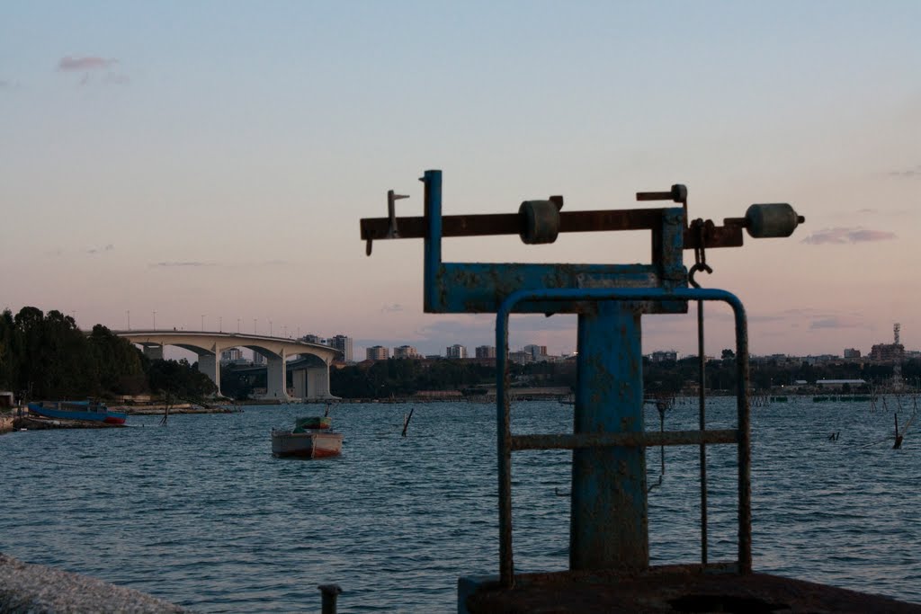 Taranto _ old balance-  Ponte Punta Penna