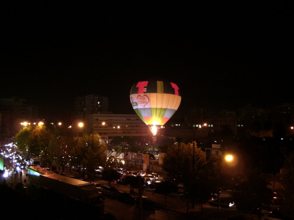 Italy - Taranto - Fire Ballon