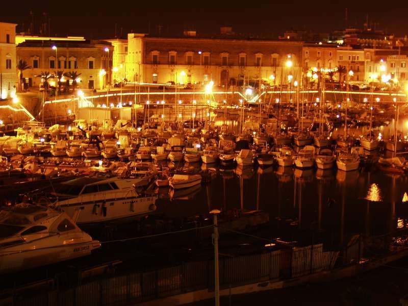 Hafenpanorama in Trani