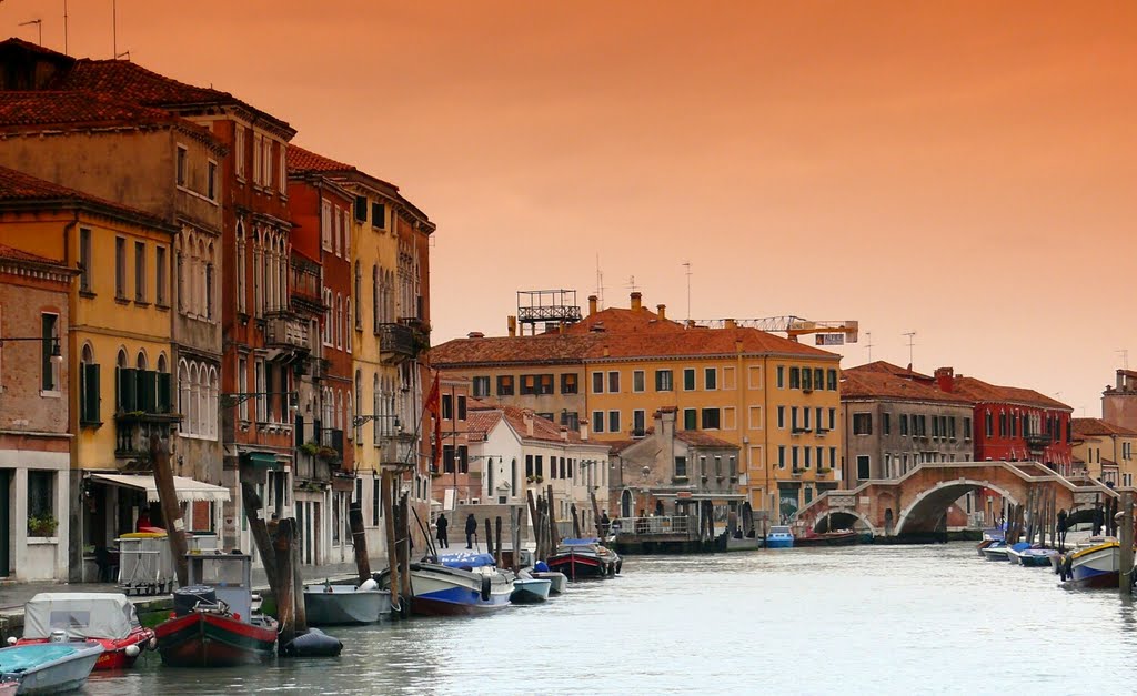 Venice: Tre archi