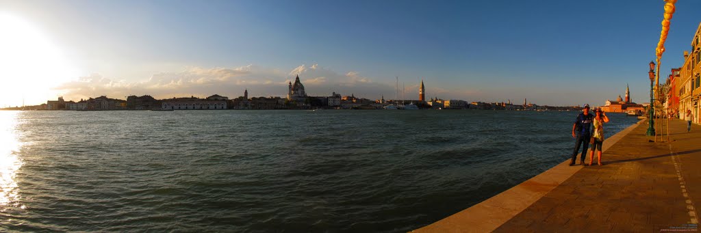 ITA Venezia from Isola della Giudecca [KWOT & LeenieforLena{panor} (M6) Panorama by KWOT]