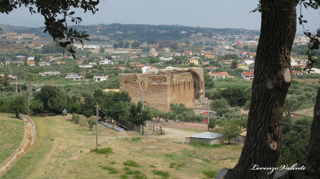 Roccelletta di Borgia - CZ - Parco archeologico di Scolacium - Basilica normanna di S.Maria della Roccella con influenze arabe e bizantine