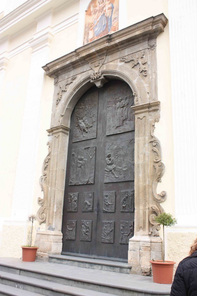 Serrastretta : Portale della Chiesa Madre