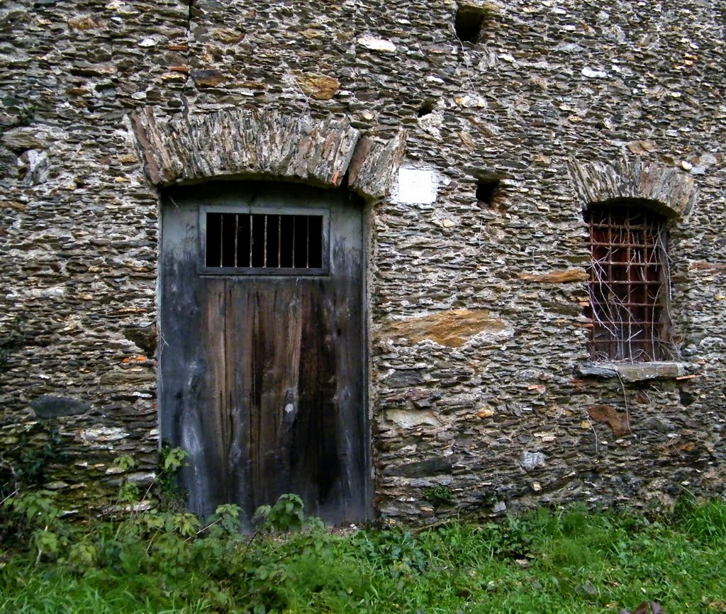 Vecchia casa a rione Rizzi-Decollatura
