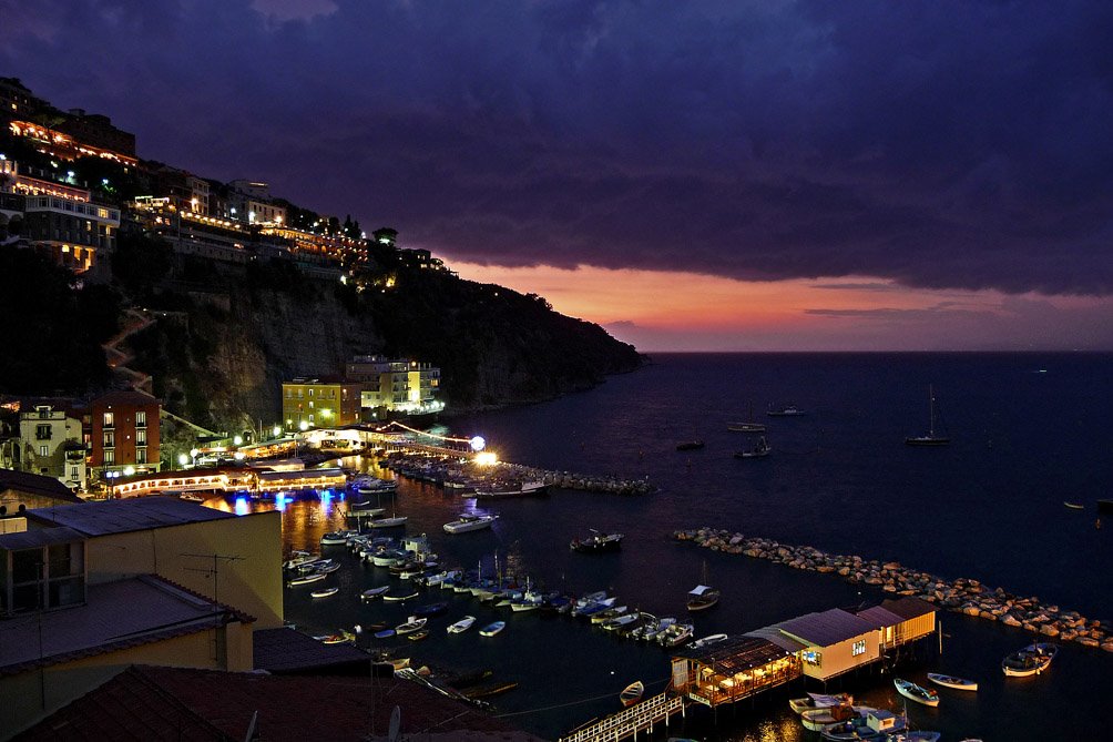 Marina Grande by night