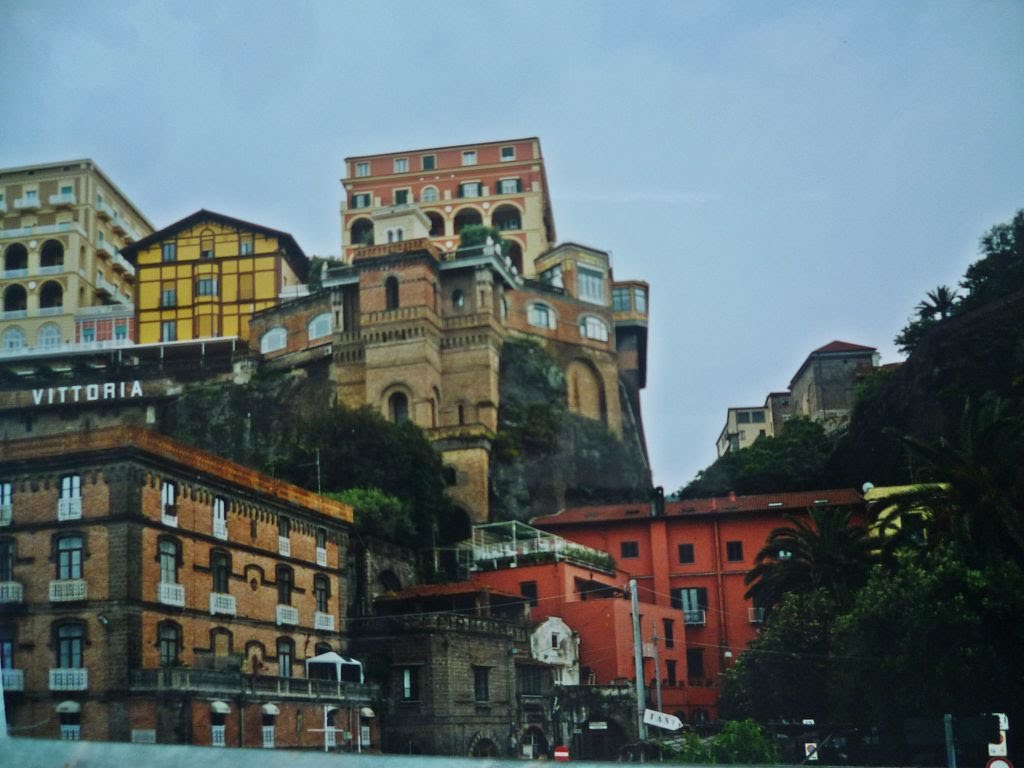OLD    PAPER    PICTURE--SORRENTO--